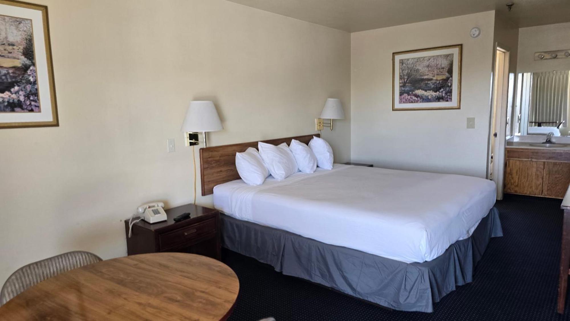Hotel Terrace And 2*
