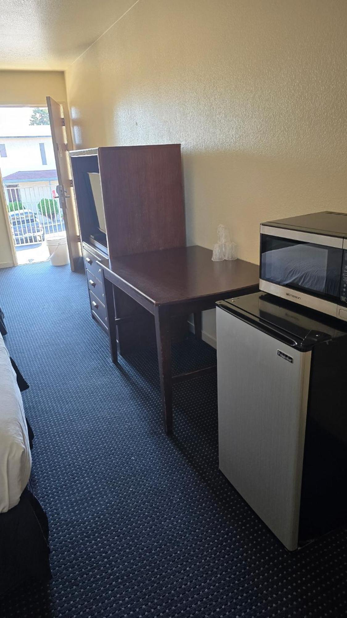 Hotel Terrace And 2*